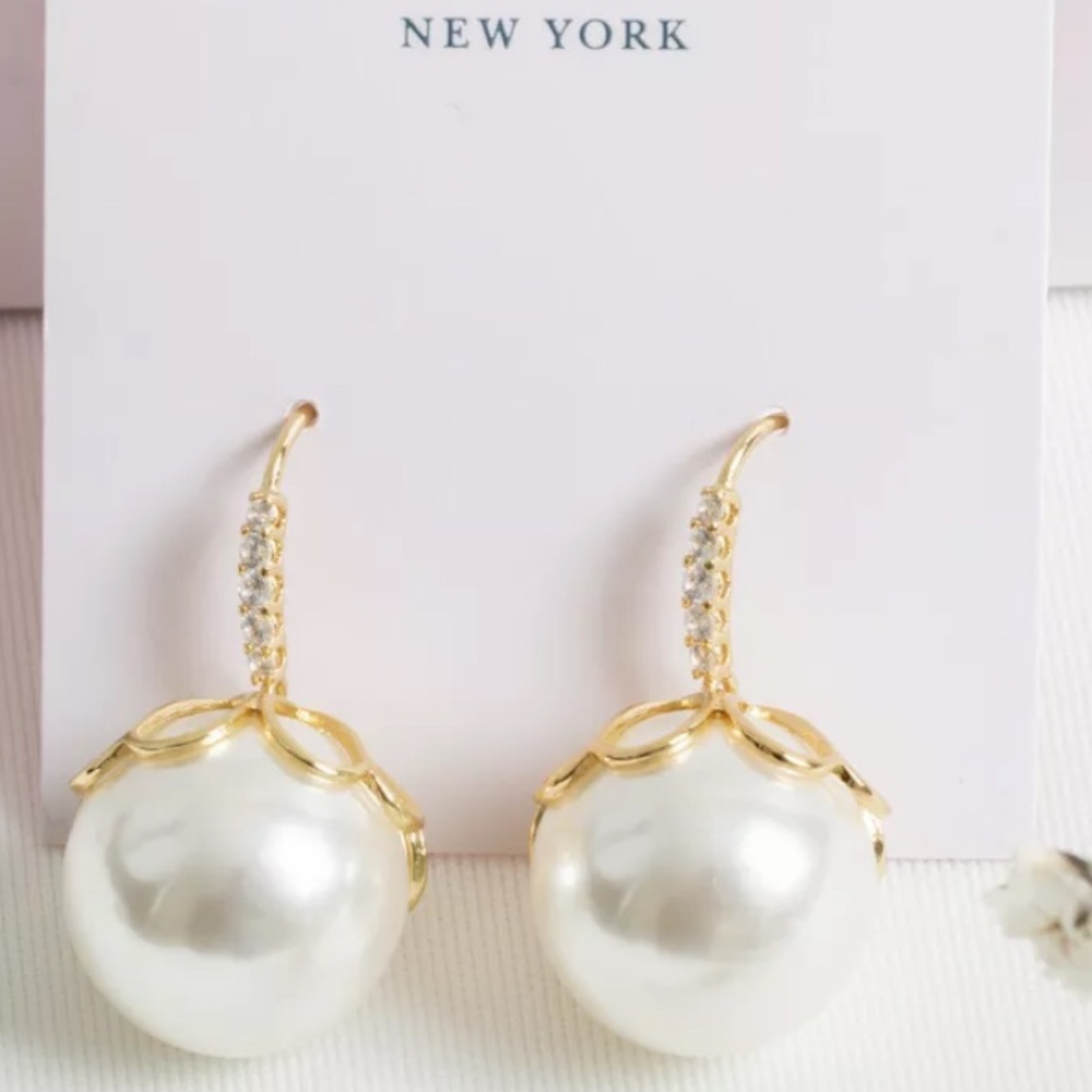 Kate Spade ♠️ NWT Pearl Drop Earrings